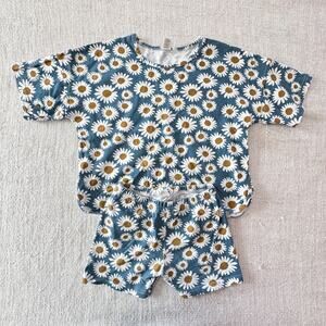 Alice + Ames Girl's Blue Daisy Bloom Set GUC 7